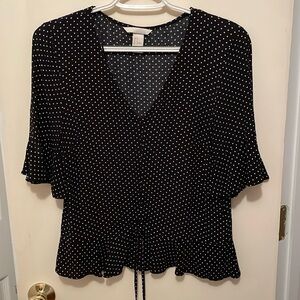 H&M, sz. 4, black and white polka dot blouse, flouncy sleeve, great condition.